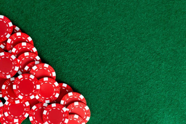 Live-dealer tables with smartphone betting